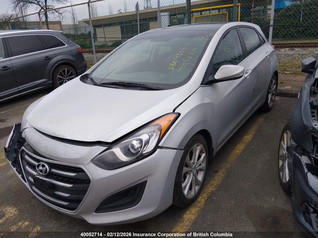 2013 Hyundai Elantra Gt მანქანა იყიდება აუქციონზე, vin: KMHD35LE3DU120544, აუქციონის ნომერი: 40052714
