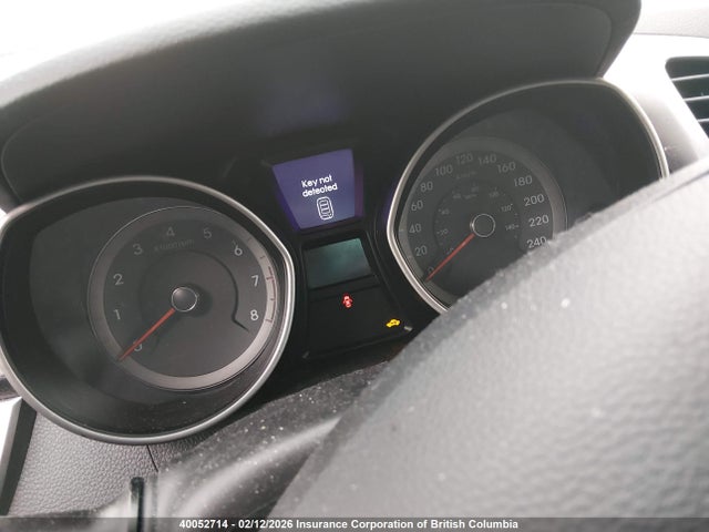 2013 Hyundai Elantra Gt მანქანა იყიდება აუქციონზე, vin: KMHD35LE3DU120544, აუქციონის ნომერი: 40052714