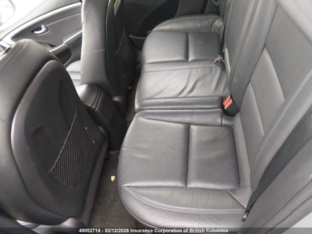2013 Hyundai Elantra Gt მანქანა იყიდება აუქციონზე, vin: KMHD35LE3DU120544, აუქციონის ნომერი: 40052714