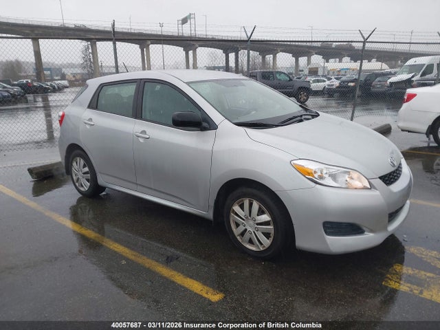 40057687 :رقم المزاد ، 2T1KU4EE6CC815483 vin ، 2012 Toyota Matrix مزاد بيع