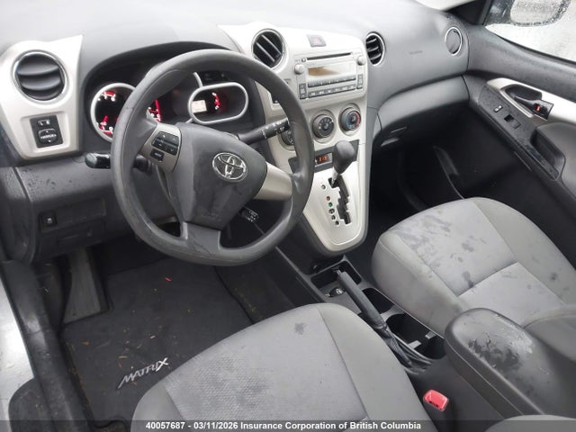 40057687 :رقم المزاد ، 2T1KU4EE6CC815483 vin ، 2012 Toyota Matrix مزاد بيع