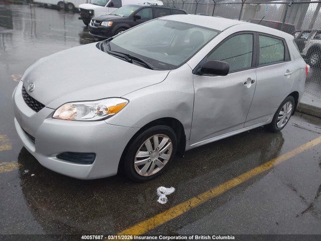 40057687 :رقم المزاد ، 2T1KU4EE6CC815483 vin ، 2012 Toyota Matrix مزاد بيع