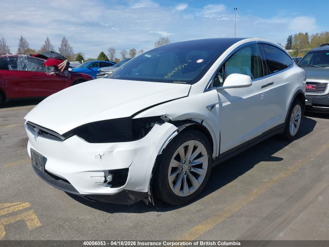 Продажа на аукционе авто 2019 Tesla Model X, vin: 5YJXCAE28KF189720, номер лота: 40056053