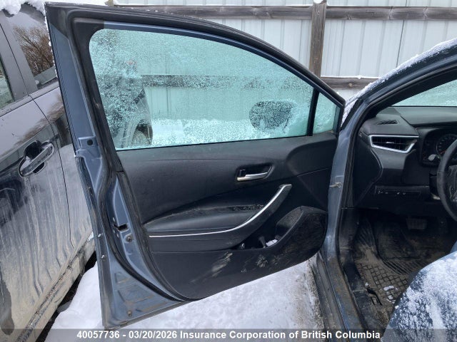 40057736 :رقم المزاد ، 5YFB4MBEXMP092811 vin ، 2021 Toyota Corolla Se مزاد بيع