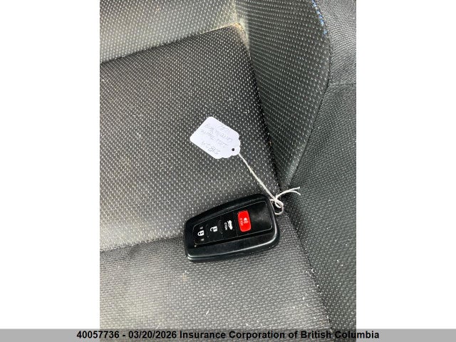 40057736 :رقم المزاد ، 5YFB4MBEXMP092811 vin ، 2021 Toyota Corolla Se مزاد بيع