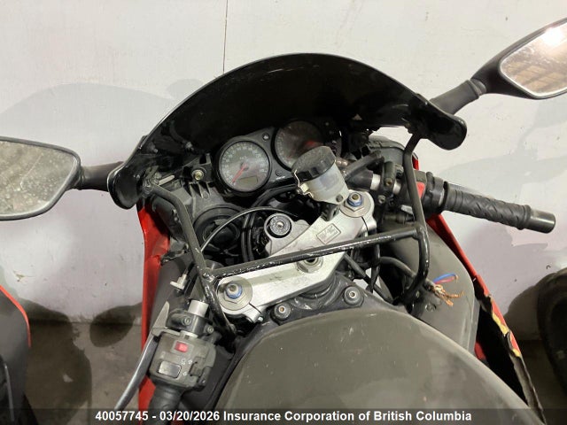 2000 Kawasaki Zx600 J1 მანქანა იყიდება აუქციონზე, vin: JKAZX4J13YA001449, აუქციონის ნომერი: 40057745