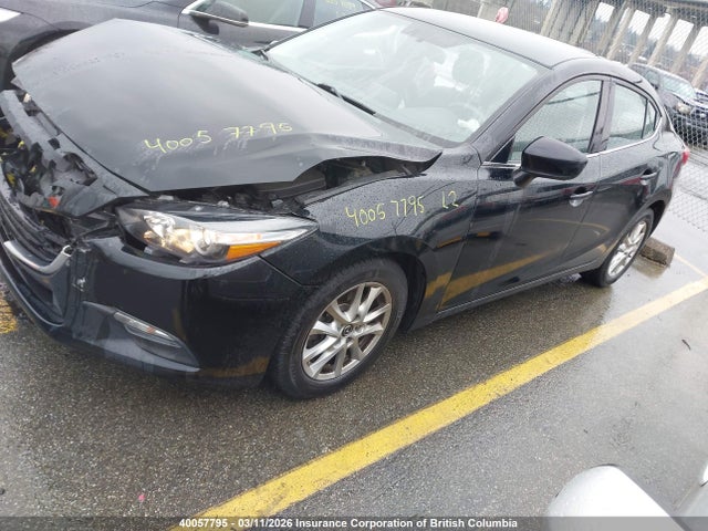 3MZBN1T73HM144821 Mazda 3 SE