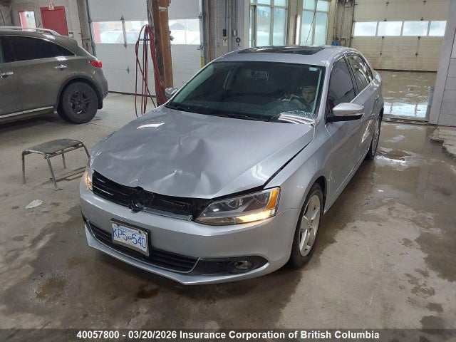 40057800 :رقم المزاد ، 3VWDL7AJ0DM452605 vin ، 2013 Volkswagen Jetta مزاد بيع