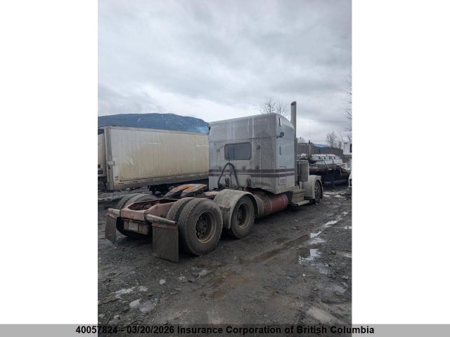 1XPXD49X5ND785303 Peterbilt 389