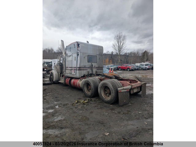 1XPXD49X5ND785303 Peterbilt 389