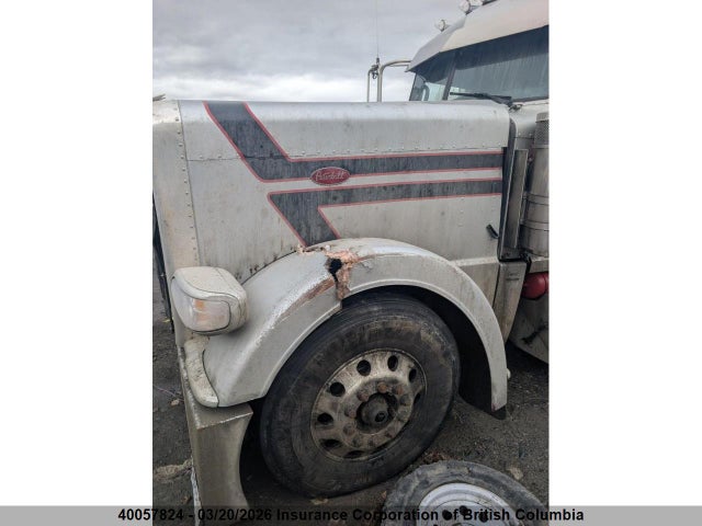 1XPXD49X5ND785303 Peterbilt 389
