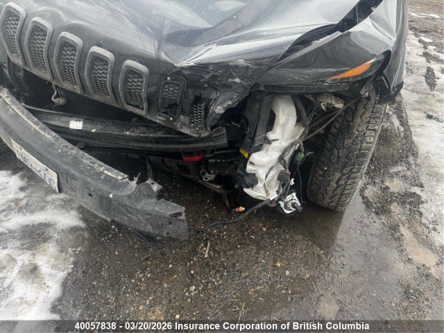 1C4PJMBS2FW678708 Jeep Cherokee Trailhawk