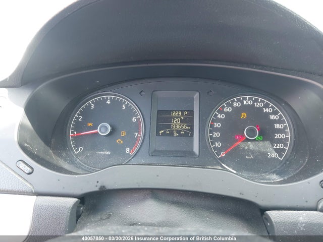 3VWDK7AJ9EM416142 Volkswagen Jetta