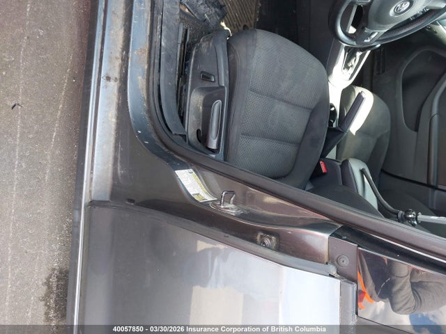3VWDK7AJ9EM416142 Volkswagen Jetta