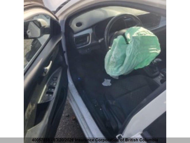 3KPA25AD2LE355650 KIA Rio