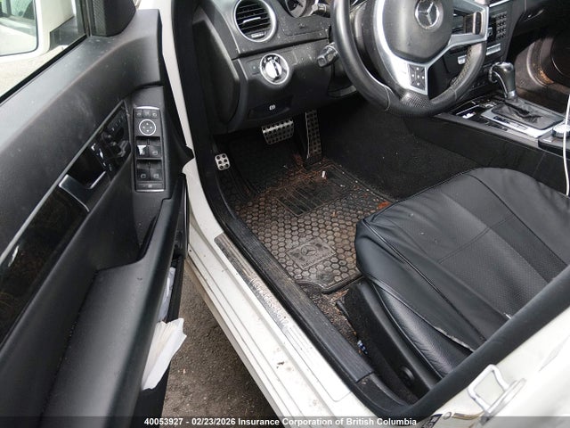 Продажа на аукционе авто 2012 Mercedes-benz C 350 4matic, vin: WDDGF8JB0CA701864, номер лота: 40053927