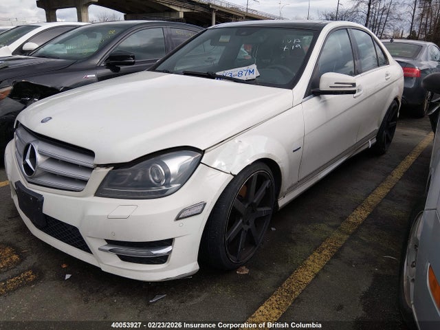 Продажа на аукционе авто 2012 Mercedes-benz C 350 4matic, vin: WDDGF8JB0CA701864, номер лота: 40053927