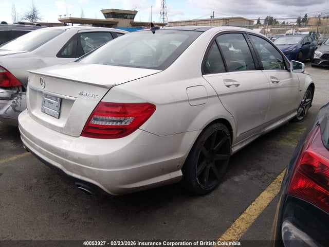 Продажа на аукционе авто 2012 Mercedes-benz C 350 4matic, vin: WDDGF8JB0CA701864, номер лота: 40053927