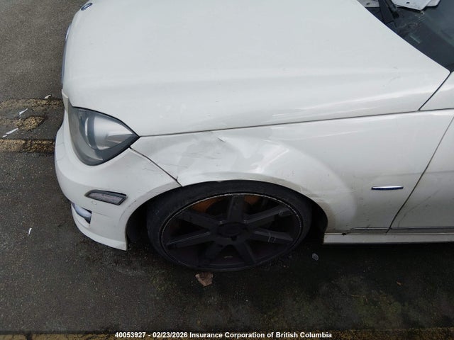 Продажа на аукционе авто 2012 Mercedes-benz C 350 4matic, vin: WDDGF8JB0CA701864, номер лота: 40053927