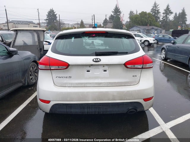 KIA Forte 2017 KNAFX5A8XH5716634 Image 16