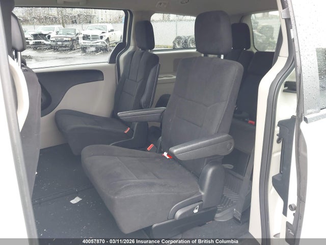 40057870 :رقم المزاد ، 2D4RN4DGXBR762366 vin ، 2011 Dodge Grand Caravan Express مزاد بيع