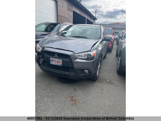 40057882 :رقم المزاد ، JA4AJ3AU0BZ600529 vin ، 2011 Mitsubishi Rvr مزاد بيع