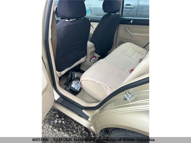 40057896 :رقم المزاد ، 9BWGK61J024030605 vin ، 2002 Volkswagen Golf مزاد بيع