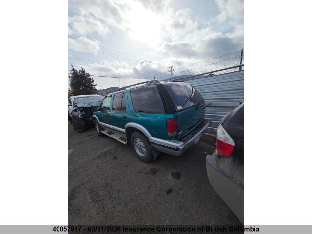 40057917 :رقم المزاد ، 1GNDT13W4T2286854 vin ، 1996 Chevrolet Blazer مزاد بيع