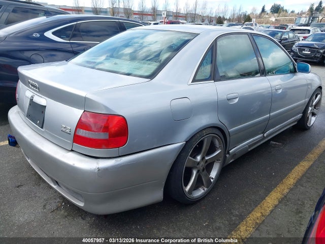 1999 Audi A4 მანქანა იყიდება აუქციონზე, vin: WAUED28D0XA246660, აუქციონის ნომერი: 40057957