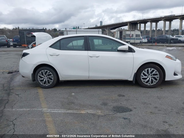 40057959 :رقم المزاد ، 2T1BURHE0KC223522 vin ، 2019 Toyota Corolla Le مزاد بيع