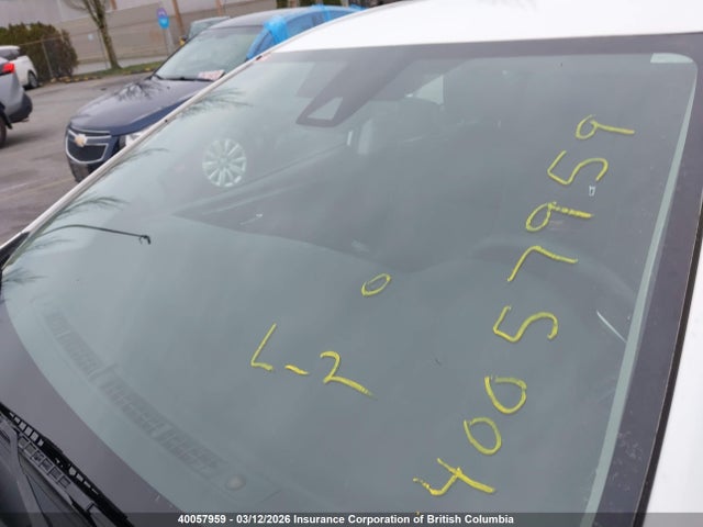 40057959 :رقم المزاد ، 2T1BURHE0KC223522 vin ، 2019 Toyota Corolla Le مزاد بيع