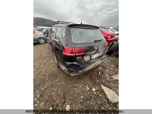 3VW117AU3KM523022 Volkswagen Golf