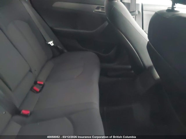5NPE24AF9KH794951 Hyundai SONATA SE