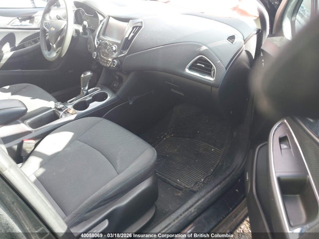 1G1BE5SMXJ7234333 Chevrolet Cruze