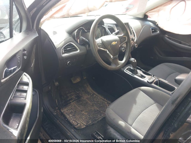 1G1BE5SMXJ7234333 Chevrolet Cruze