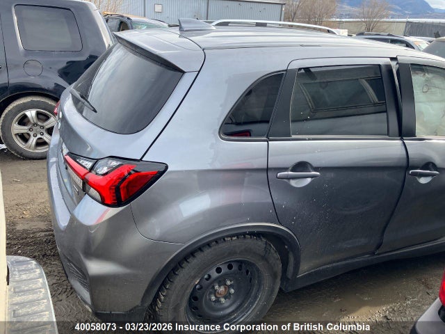 JA4AJVAW7NU600820 Mitsubishi RVR