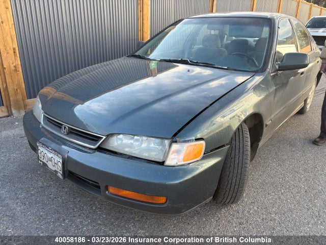 40058186 :رقم المزاد ، 1HGCD5638TA809536 vin ، 1996 Honda Accord Lx/ex مزاد بيع