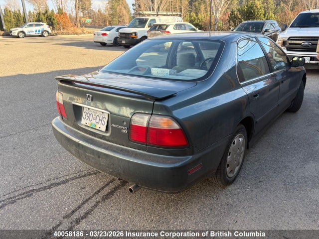 40058186 :رقم المزاد ، 1HGCD5638TA809536 vin ، 1996 Honda Accord Lx/ex مزاد بيع