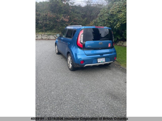 40058191 :رقم المزاد ، KNDJP3A59J7623217 vin ، 2018 Kia Soul مزاد بيع