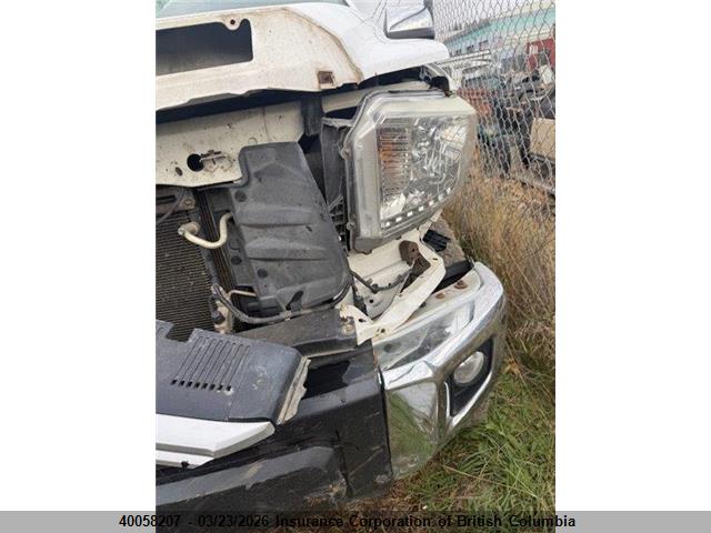 5TFHY5F12EX328415 Toyota Tundra Crewmax Limited