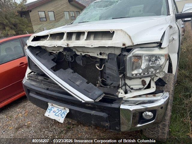 5TFHY5F12EX328415 Toyota Tundra Crewmax Limited