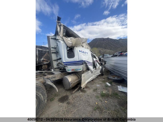 3AKJHHDR8LSLR5890 Freightliner New Cascadia 126