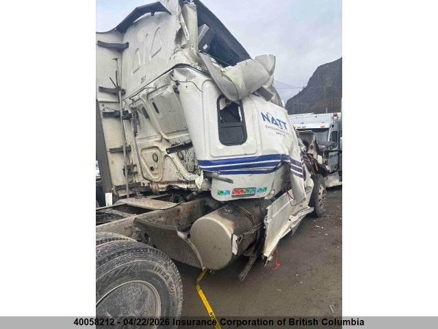 3AKJHHDR8LSLR5890 Freightliner New Cascadia 126