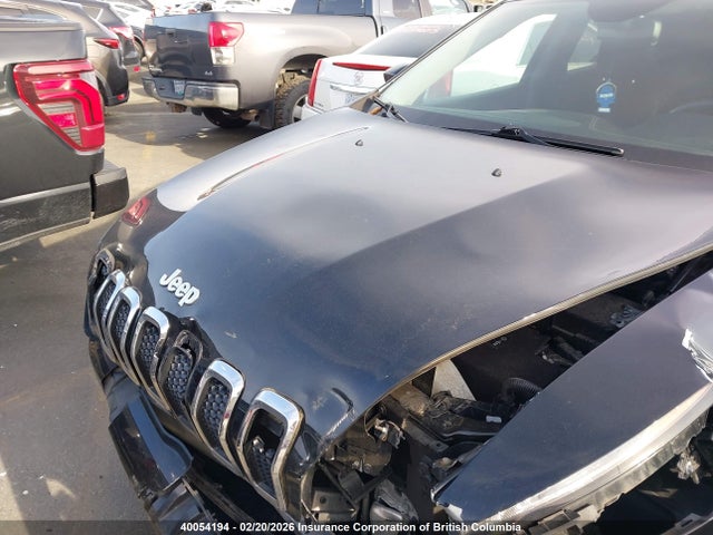 1C4PJLCS4HD224306 Jeep Cherokee Latitude