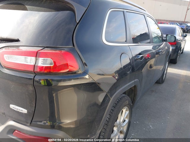 1C4PJLCS4HD224306 Jeep Cherokee Latitude