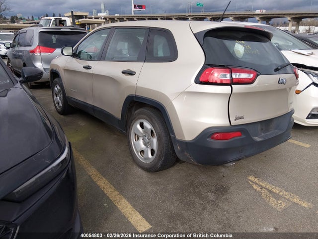 1C4PJLAB1FW578692 Jeep Cherokee Sport