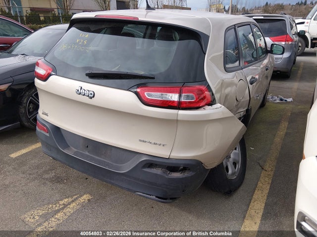 1C4PJLAB1FW578692 Jeep Cherokee Sport