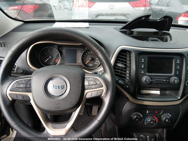1C4PJLAB1FW578692 Jeep Cherokee Sport