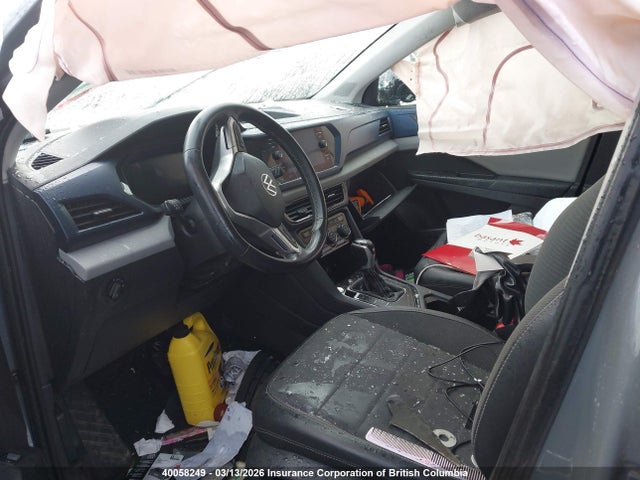 40058249 :رقم المزاد ، 3VVEX7B24NM001067 vin ، 2022 Volkswagen Taos مزاد بيع