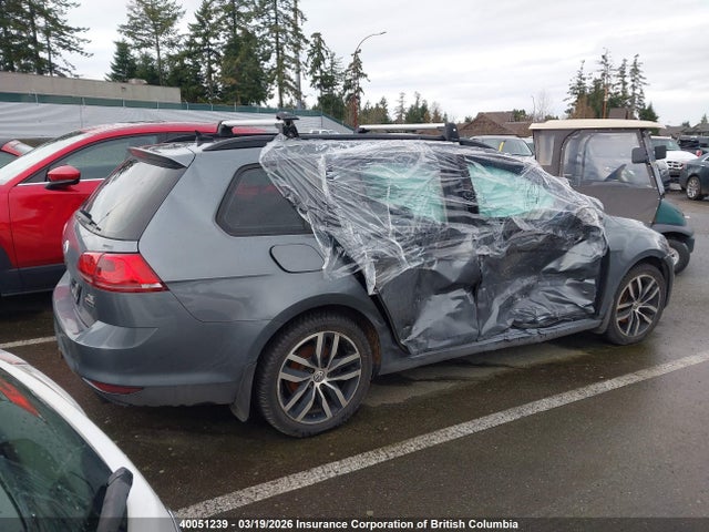 3VW017AU5HM542692 Volkswagen Golf Sportwagen S